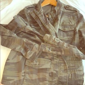 Camo light jacket